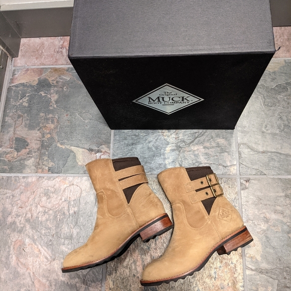 Muck Ankle Boots 6 - leather AND waterproof - Picture 2 of 4
